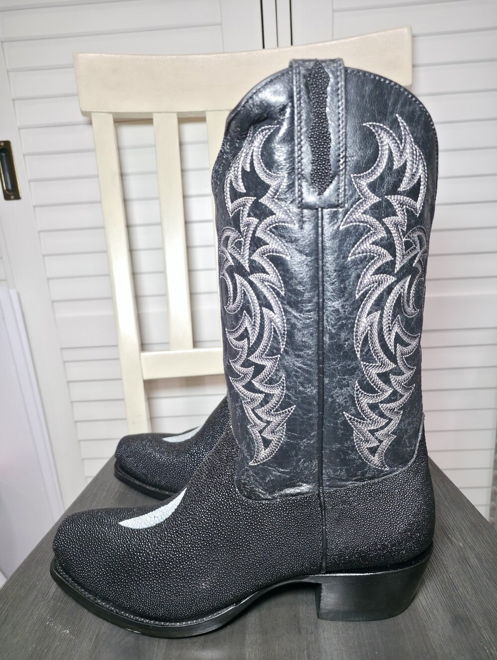 Moonshine Spirit Men's Stingray Boots Square Toe BBME417 Men's Size 10.5 D